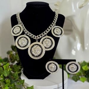 Vintage Chunky Silver Lion Head Medalion Necklace and Earrings Set